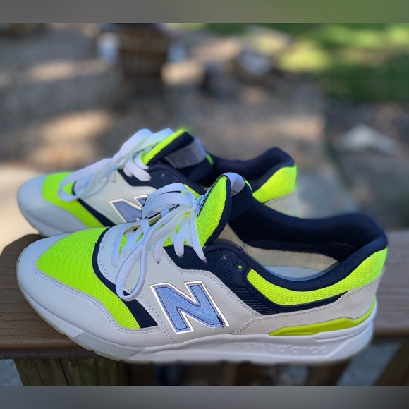 New Balance 997H Hi Lite size 10.5 - Picture 6 of 14